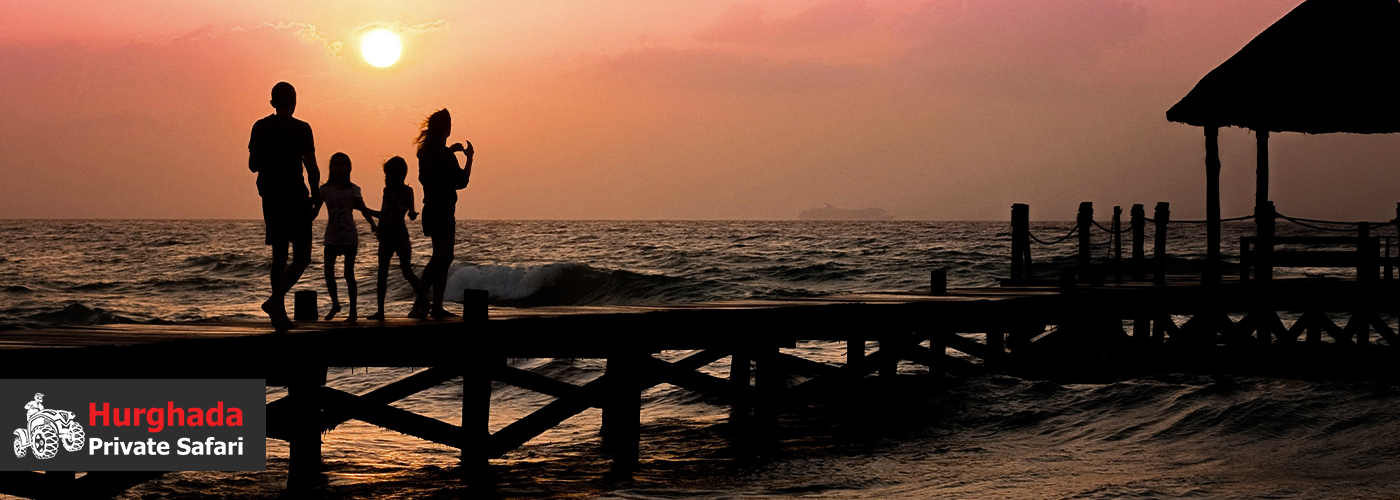 π
π¨βπ©βπ§βπ¦ Family-Friendly Sunrise Desert Safari Experiences in Hurghada 4 Dec Blog Posts Visual15