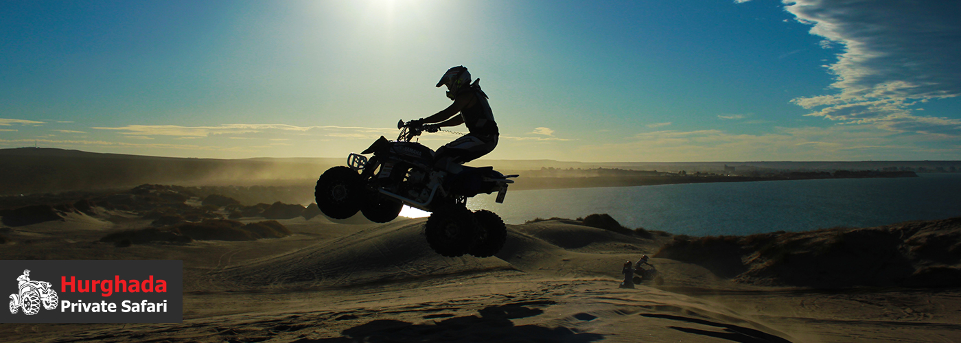 🏍️ Adrenaline Junkies, This Is For You! 4 Nov Blog Posts Visual17